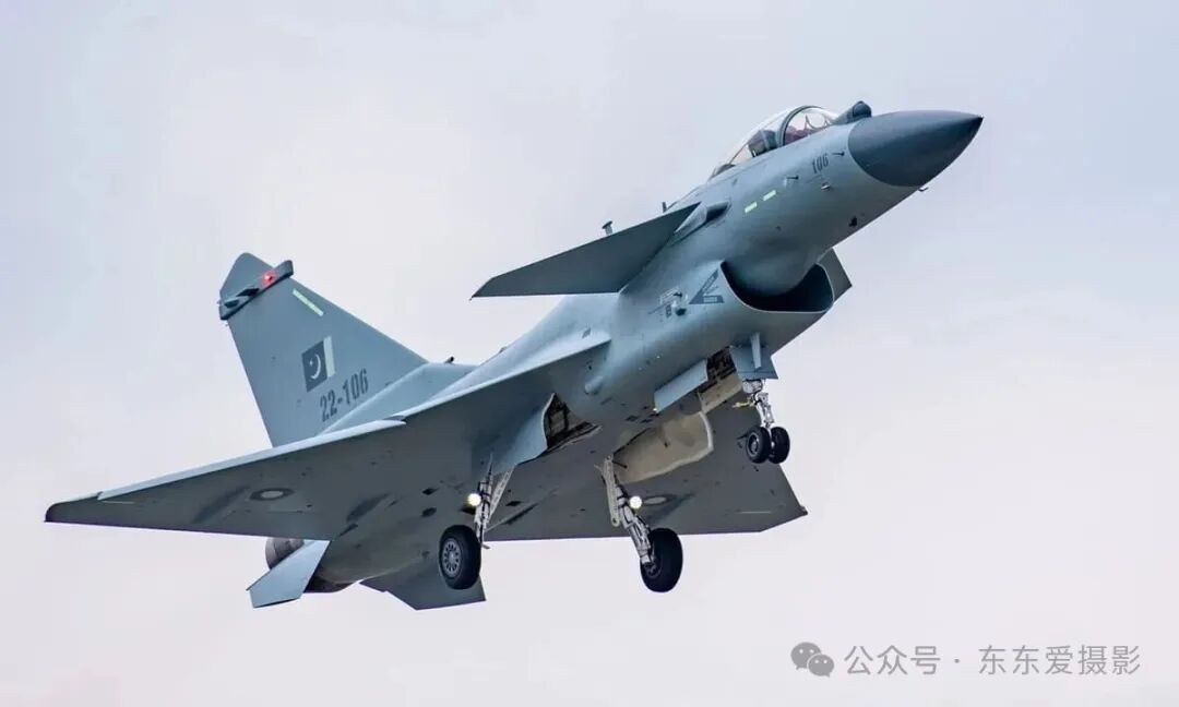 2026太扯！巴基斯坦記者自曝：CPEC債務卡住，歼-10CE趴窝、歼-35A夢碎