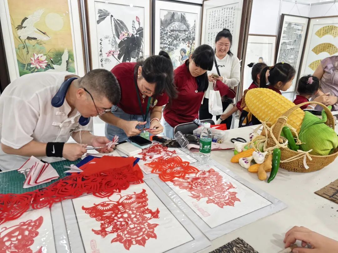 2026海外華裔青少年走進大孤山 這樣體驗非遺文化太有味道!