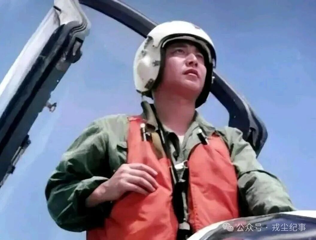 王伟妻子特招入伍晋升上校退休 儿子北大毕业从军：81192，请返航