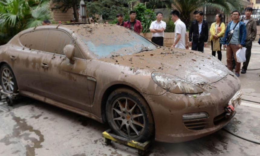 农民工8000元买泡水宝马!老婆硬要捐款修路,反转让人瞠目结舌