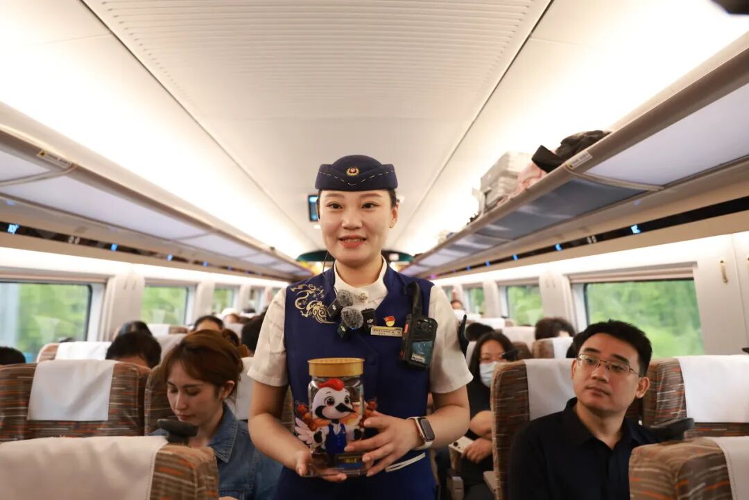 齊齊哈爾烤肉太誘人！搭上哈齊高鐵主題列車直奔鶴城美食之旅